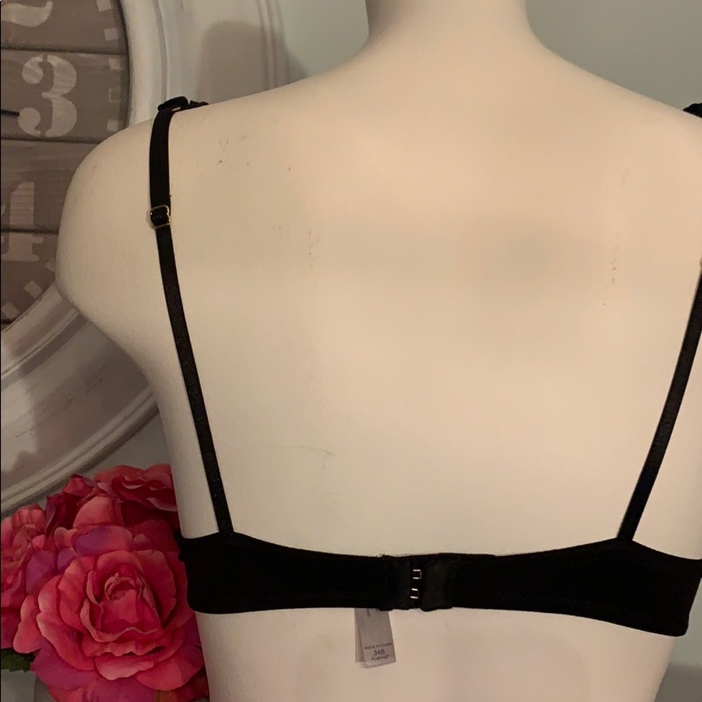 🌹🌹Beautiful Victoria secrets bra🌹🌹🌹 - Picture 6 of 8